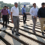 मध्य रेल ने कर्नाक ब्रिज डिसमेंटलिंग का काम  समय से पूर्व सफलतापूर्वक पूरा किया  कर्नाक ब्रिज ( हटाया गया ढांचा ) इतिहास के पन्नों में दर्ज